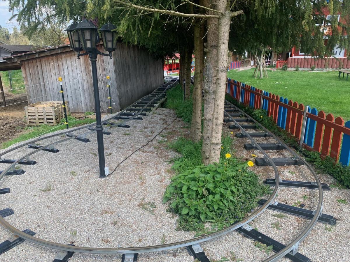 Ferienhaus Spielburg Altötting Extérieur photo